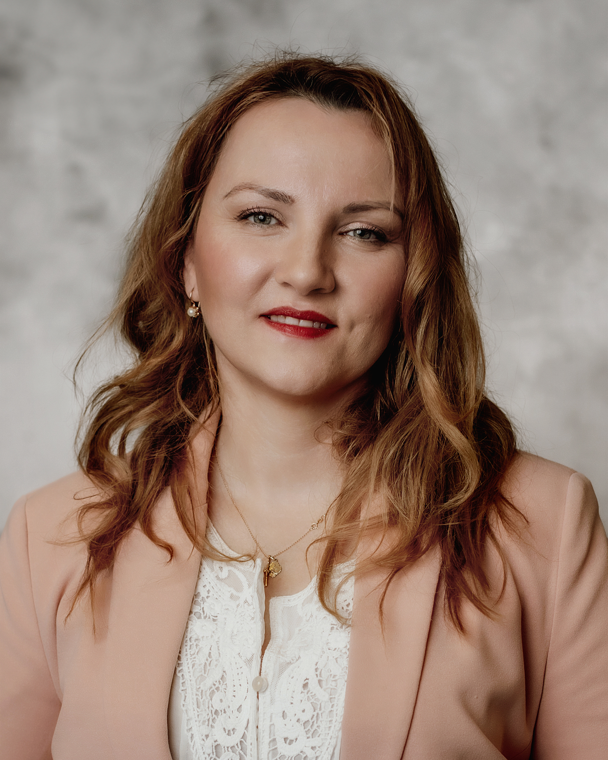 lic. Żaneta Dziedzic - pracownik sekretariatu